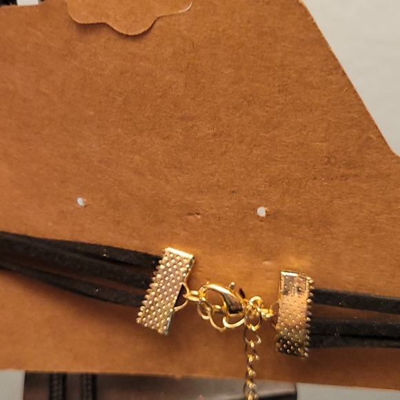 A velvet 3 strings choker - Picture 2 of 2